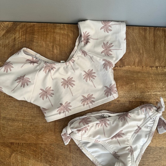 Rylee and crew swim 4-5 - Picture 1 of 1